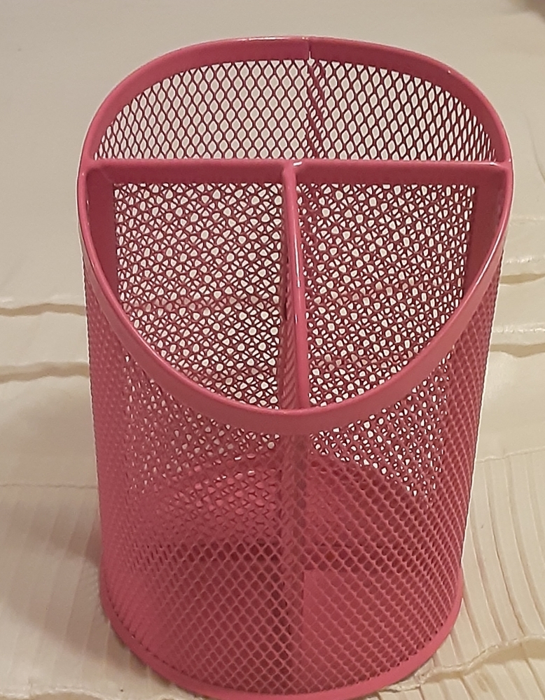 Pen/ pencil holder